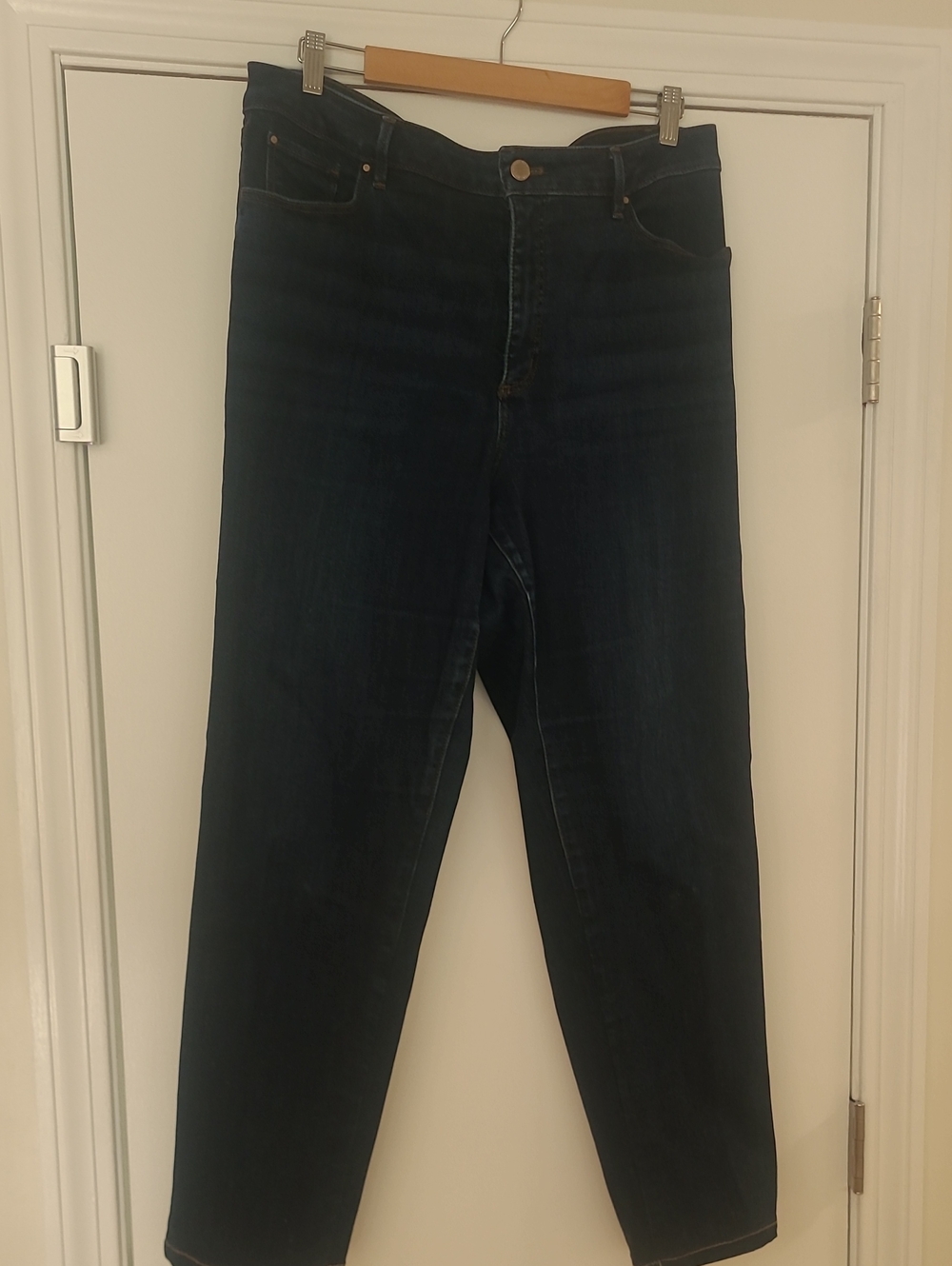 Ann Taylor Curvy Slim Boot Cut Jeans